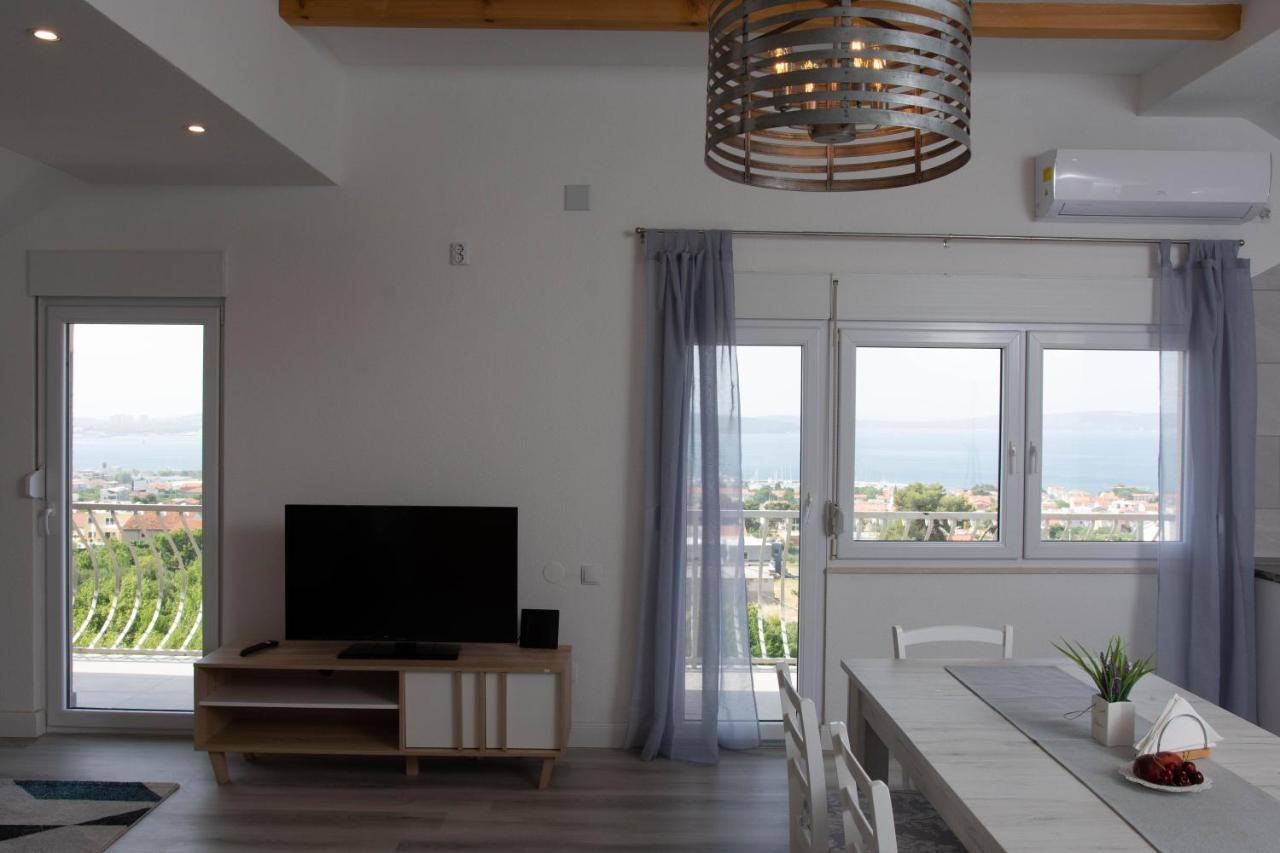 Apartmani Sandra Kaštela Extérieur photo